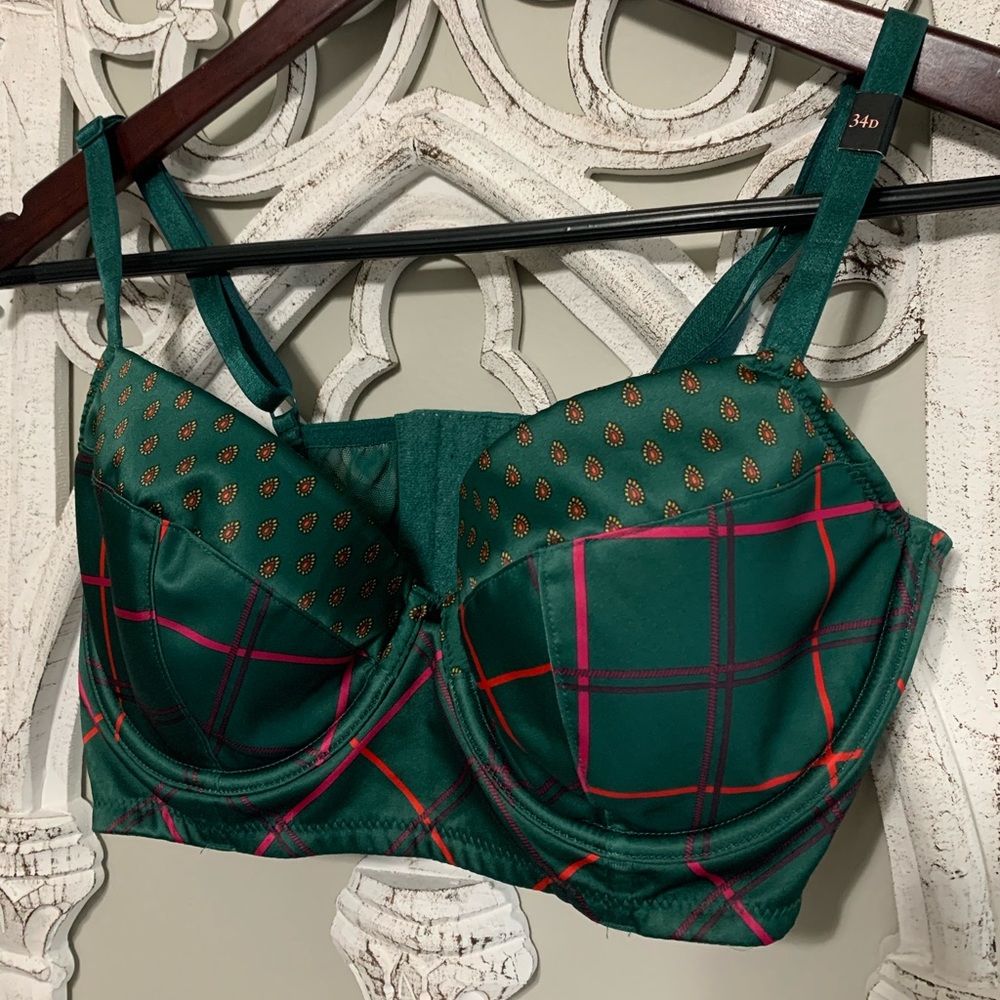 Victoria’s Secret Bra